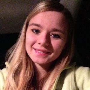 Meet your Posher, Tayler